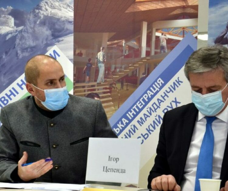 кон8