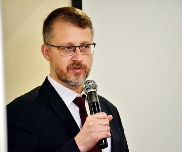 конф0067